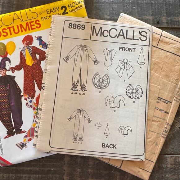 "Clown Costumes" ©2001 McCall's Costumes Sewing Pattern # MP348 Boy/Girl 5-6 - Picture 2 of 3